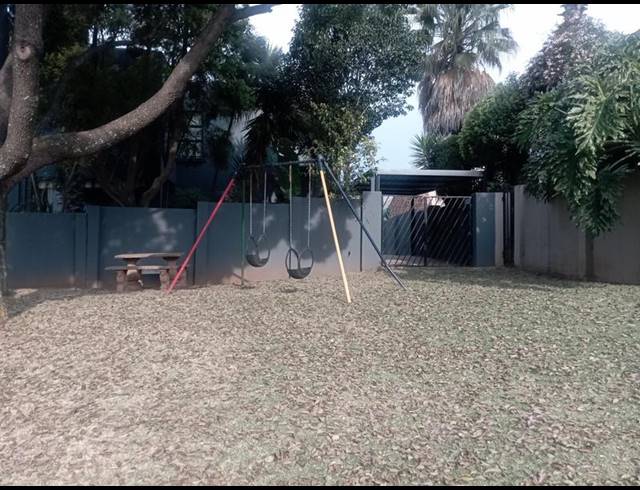 2 BEDROOM CLUSTER FOR SALE IN HELDERKRUIN